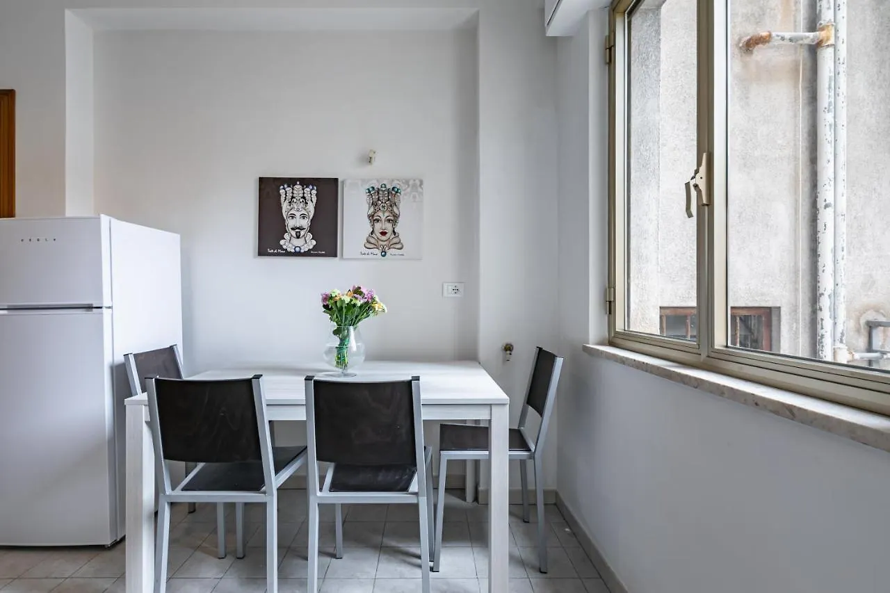 Via Liberta Roomy Apartment Palermo 0*,  Italien