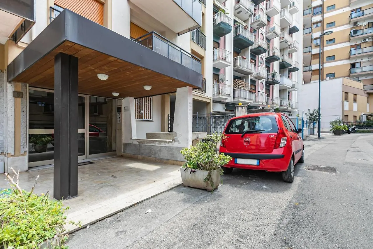 Via Liberta Roomy Apartment Palermo
