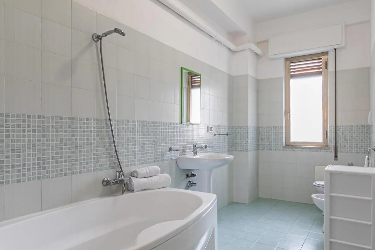 Via Liberta Roomy Apartment Palermo